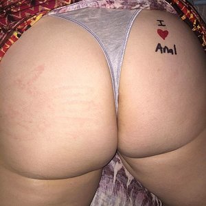 I might just write on your ass 🖊️🍑