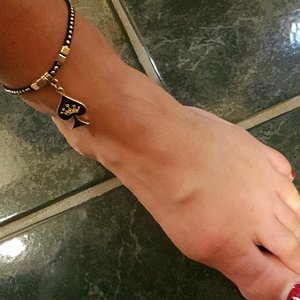 Proudly wearing my QOS anklet for my date