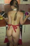 Amateur-Indian-girls-caught-nude-while-cooking-10.jpg