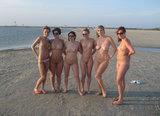 beach girls 2421(1).jpg