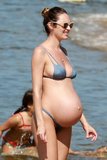 candice-swanepoel-pregnant-bikini-pics-vitoria-brazil-06-05-2018-2.jpg