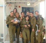 israeli-girls-500-93.jpg