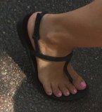 pink toes dt walking.JPG