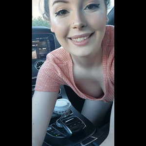 White Girl Sucks out BBCum in the car