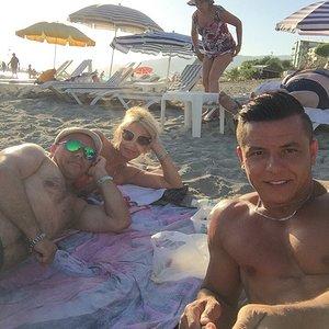 Russian couple met with me at their holiday on the beach