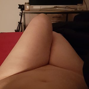 Tiny pussy, waiting for creampie