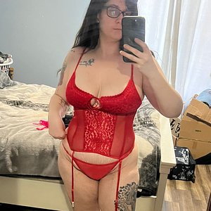 New red outfit!