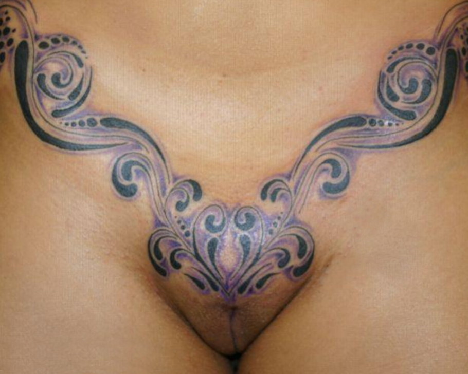 www.CelebTiger.com+Tattooed+Vagina+Close+up+Photos+Very+Nice+Pussy+Tattoo.jpg