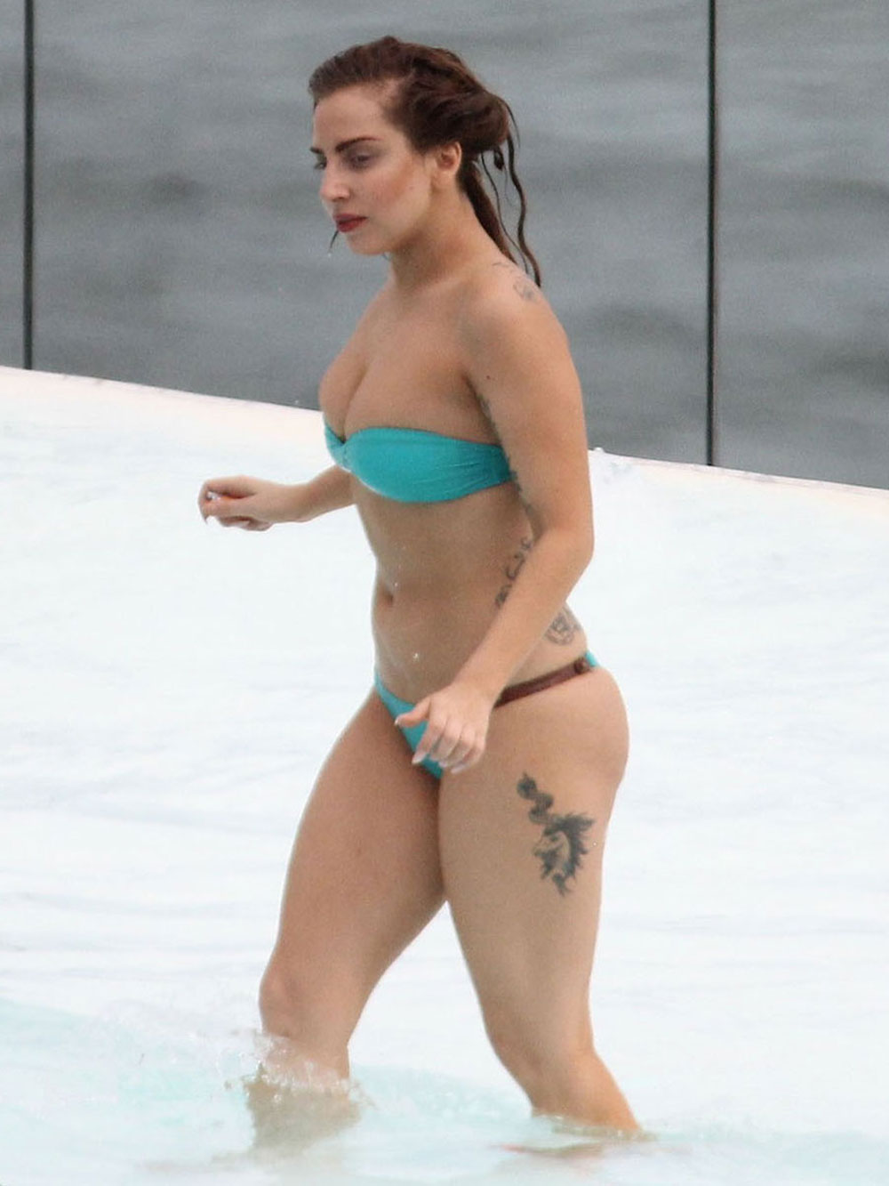 LADY-GAGA-in-Bikini-at-Hotel-Pool-in-Rio-de-Janeiro-15.jpg