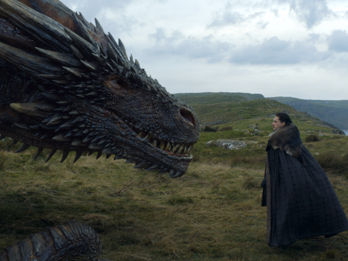 4-viewers-cheered-the-first-meeting-between-jon-and-a-dragon-drogon-looked-fierce-at-first-but-seemed-to-sense-that-jon-is-really-a-targaryen.jpg