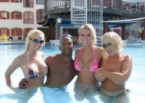 White-wives-on-vacations-02-590x418.jpg