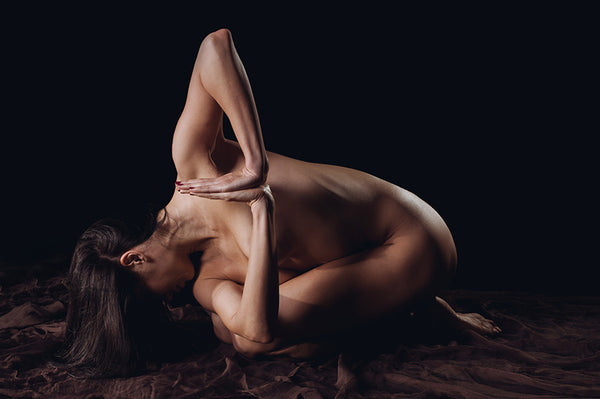 naked-yoga_grande.jpg